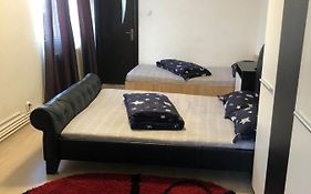 Hostel Mialma